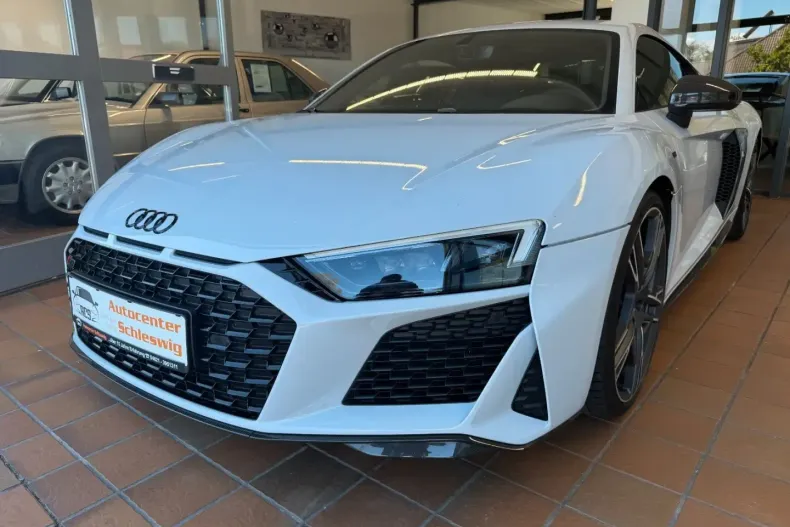 Audi R8 din 2024 cu 8.300 km - oferta AUD112017 - foto 2