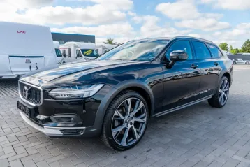 Volvo V90 Cross Country din 2023 - oferta VOL112024