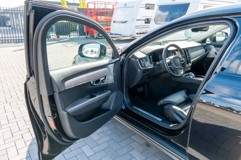 Volvo V90 Cross Country din 2023 cu 59.900 km - oferta VOL112024 - foto 11