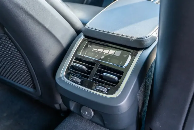 Volvo V90 Cross Country din 2023 cu 59.900 km - oferta VOL112024 - foto 22