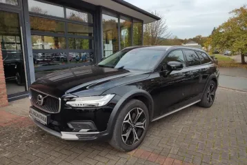 Volvo V90 Cross Country din 2021 - oferta VOL112026