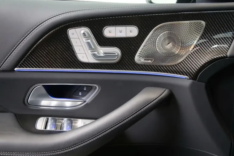 Mercedes-Benz GLS 63 din 2024 cu 15.500 km - oferta MER112030 - foto 8