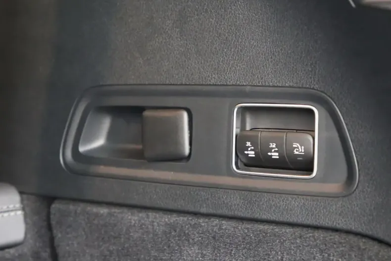 Mercedes-Benz GLS 63 din 2024 cu 15.500 km - oferta MER112030 - foto 21