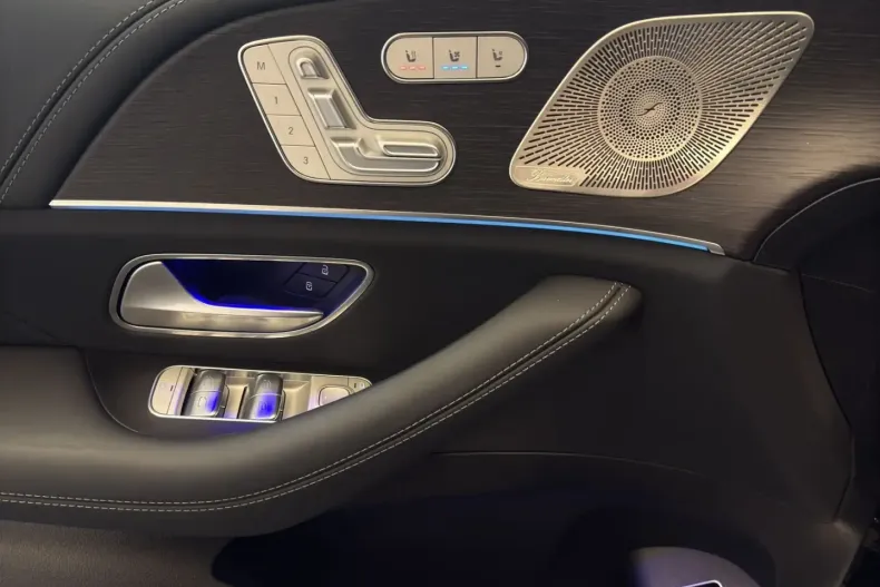 Mercedes-Benz GLS 63 din 2024 cu 25.000 km - oferta MER112035 - foto 6