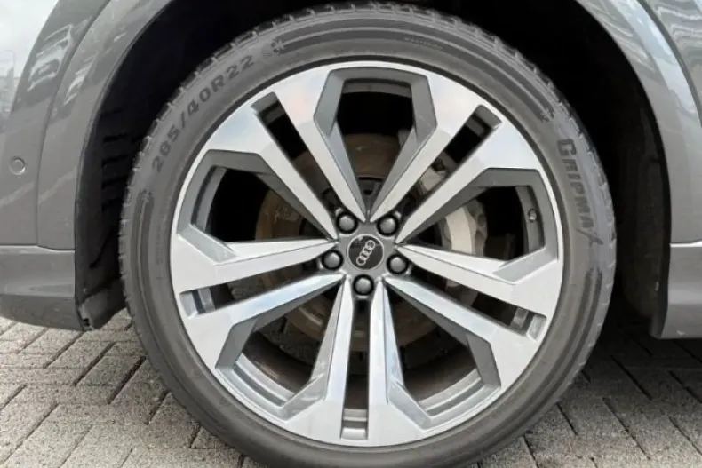 Audi Q8 din 2023 cu 57.700 km - oferta AUD112049 - foto 5