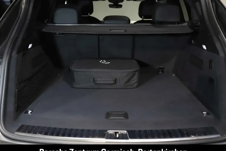 Porsche Cayenne din 2024 cu 12.891 km - oferta POR112063 - foto 12