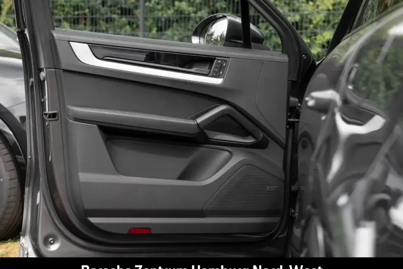 Porsche Cayenne din 2024 cu 23.159 km - oferta POR112064 - foto 25