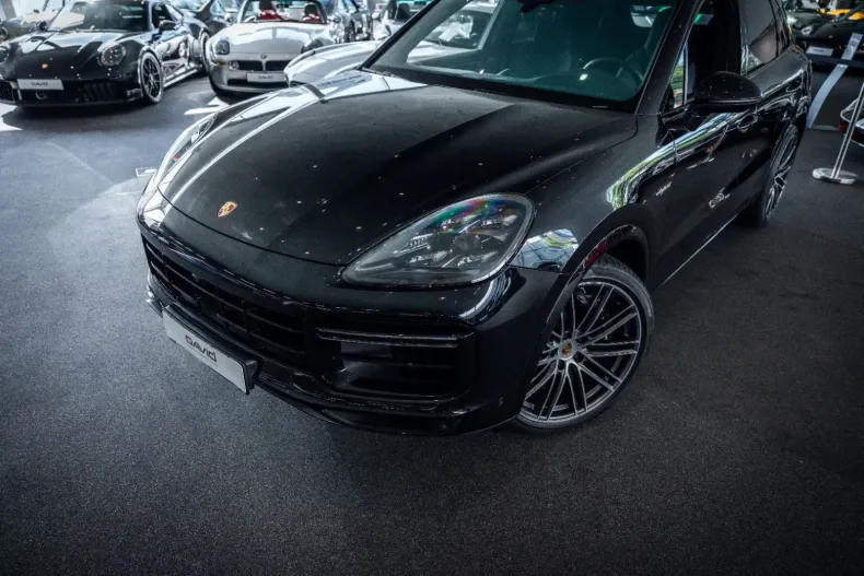 Porsche Cayenne din 2021 cu 105.511 km - oferta POR112067 - foto 2