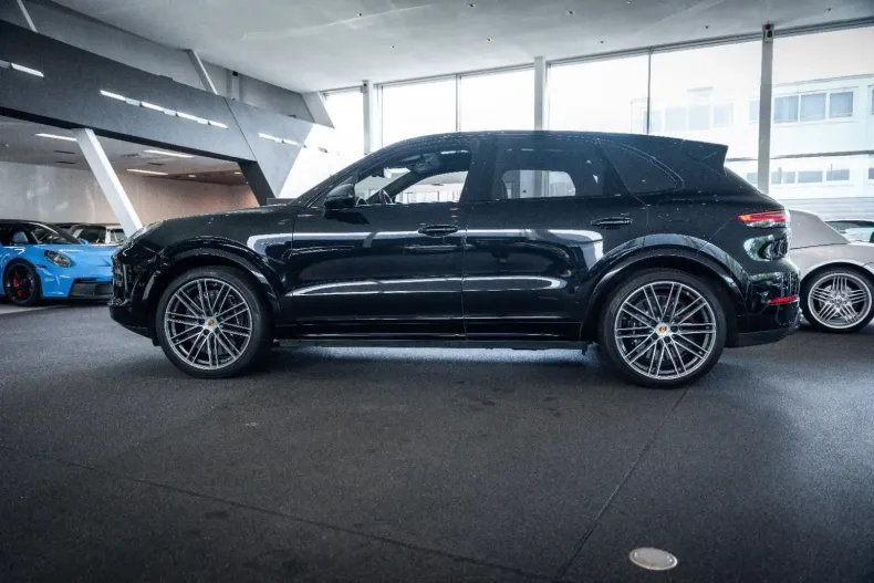 Porsche Cayenne din 2021 cu 105.511 km - oferta POR112067 - foto 5
