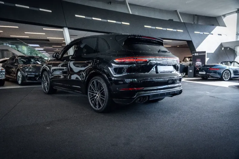 Porsche Cayenne din 2021 cu 105.511 km - oferta POR112067 - foto 8