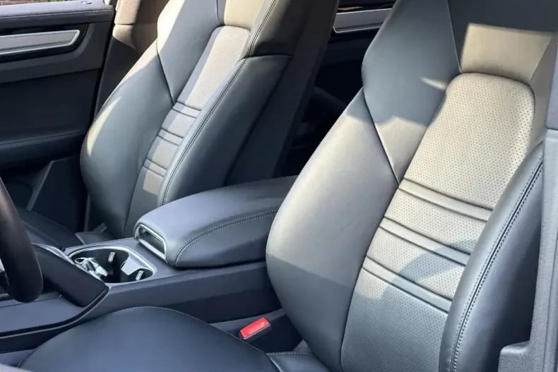 Porsche Cayenne din 2022 cu 41.900 km - oferta POR112068 - foto 4