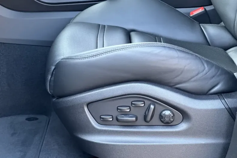 Porsche Cayenne din 2022 cu 41.900 km - oferta POR112068 - foto 6