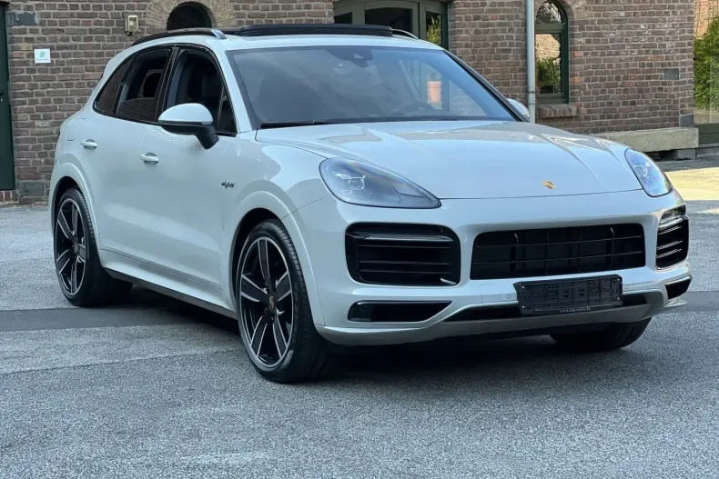 Porsche Cayenne din 2022 cu 41.900 km - oferta POR112068 - foto 15