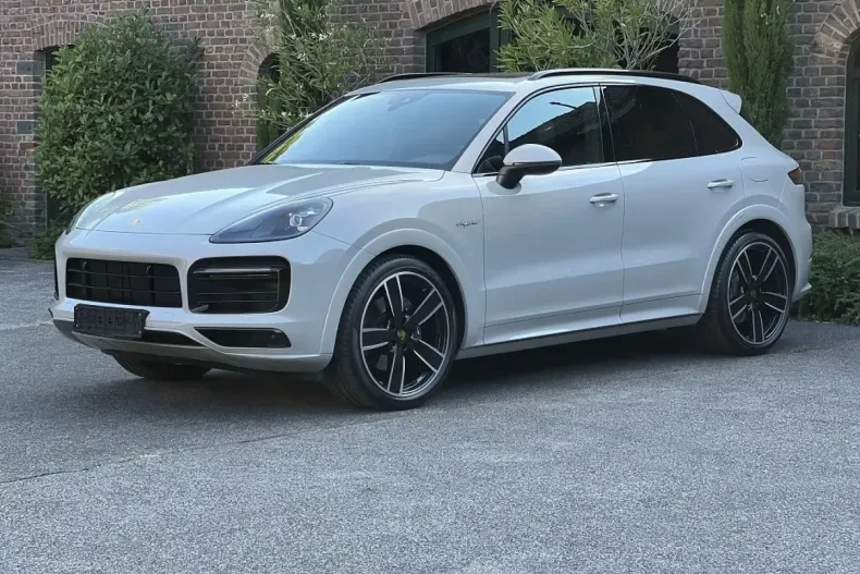 Porsche Cayenne din 2022 cu 41.900 km - oferta POR112068 - foto 17