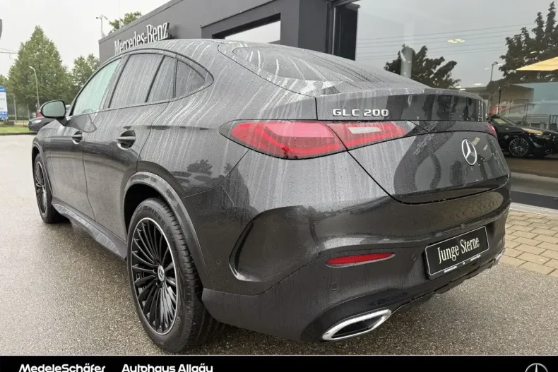 Mercedes-Benz GLC 200 din 2024 cu 22.805 km - oferta MER112078 - foto 3