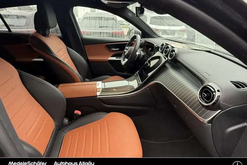 Mercedes-Benz GLC 200 din 2024 cu 22.805 km - oferta MER112078 - foto 12