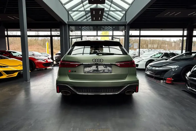 Audi RS6 din 2024 cu 61.622 km - oferta AUD112085 - foto 4