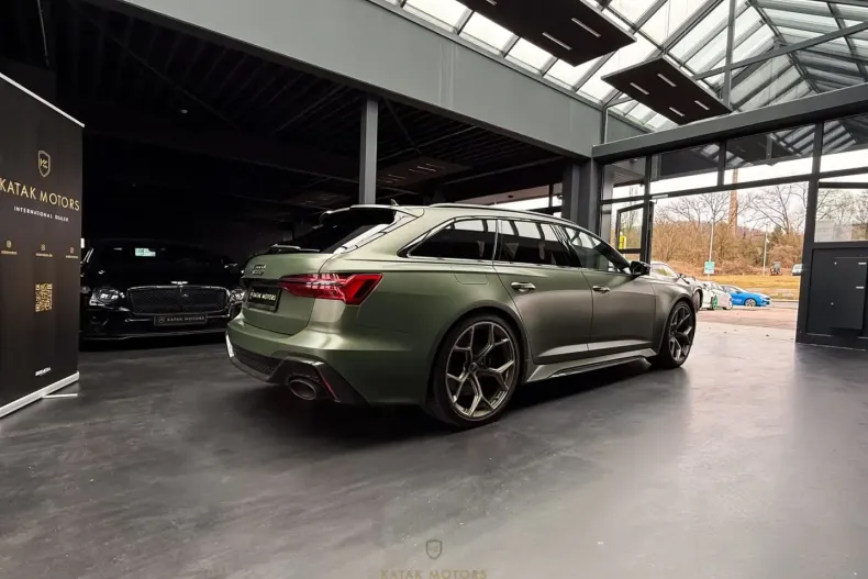 Audi RS6 din 2024 cu 61.622 km - oferta AUD112085 - foto 5