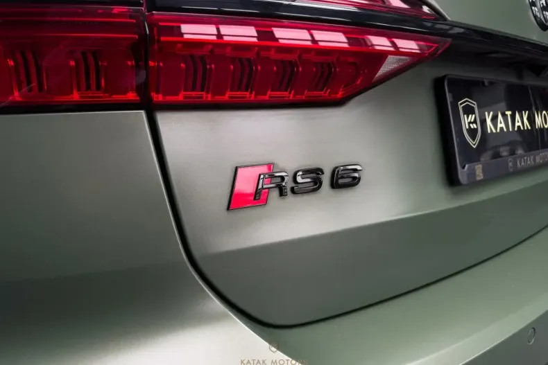 Audi RS6 din 2024 cu 61.622 km - oferta AUD112085 - foto 11