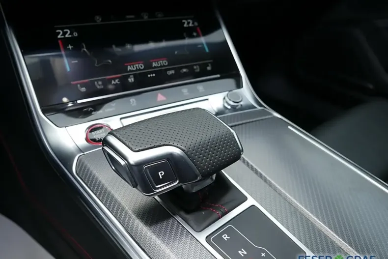 Audi RS6 din 2024 cu 17.700 km - oferta AUD112086 - foto 9