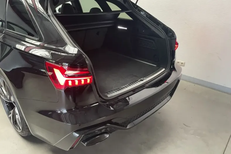 Audi RS6 din 2024 cu 39.672 km - oferta AUD112087 - foto 10