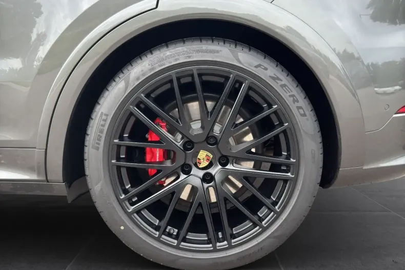 Porsche Cayenne din 2024 cu 16.000 km - oferta POR112088 - foto 8