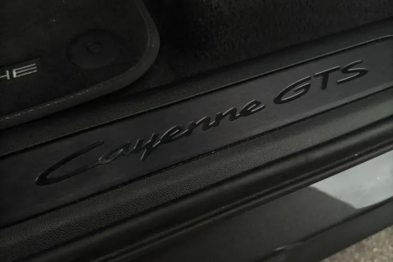 Porsche Cayenne din 2024 cu 16.000 km - oferta POR112088 - foto 25