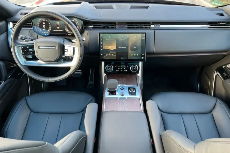 Land Rover Range Rover din 2022 cu 28.500 km - oferta LAN112093 - foto 3