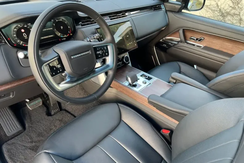 Land Rover Range Rover din 2022 cu 28.500 km - oferta LAN112093 - foto 4