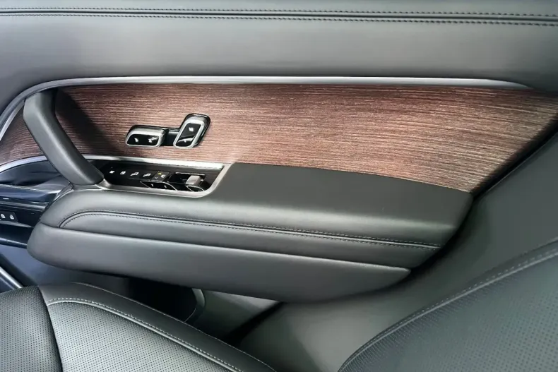 Land Rover Range Rover din 2022 cu 28.500 km - oferta LAN112093 - foto 15