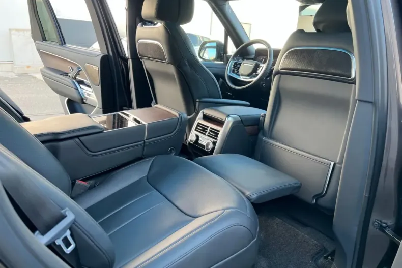 Land Rover Range Rover din 2022 cu 28.500 km - oferta LAN112093 - foto 30