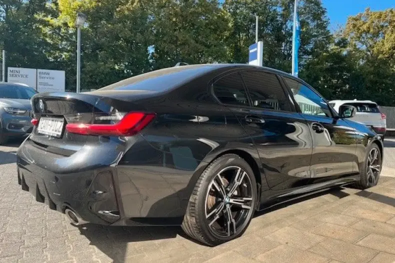 BMW 320 din 2023 cu 74.600 km - oferta BMW112101 - foto 3