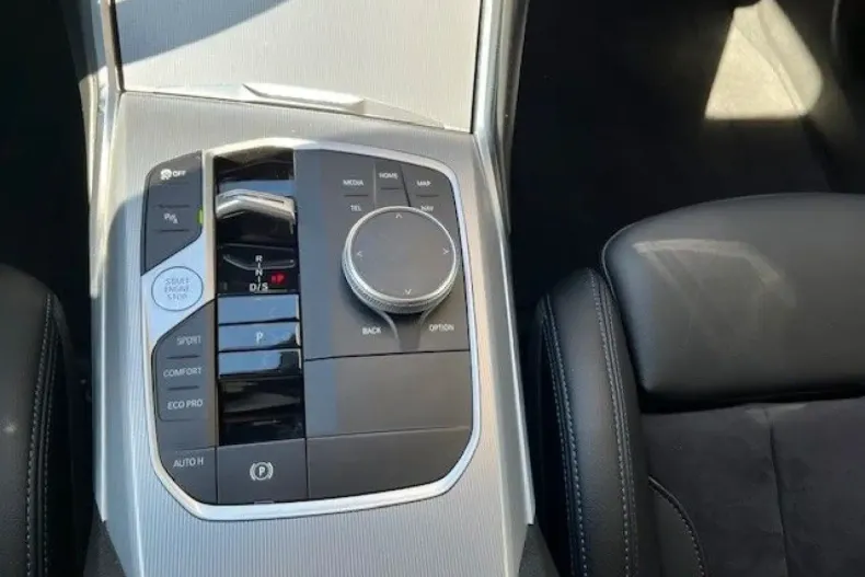 BMW 320 din 2023 cu 74.600 km - oferta BMW112101 - foto 9