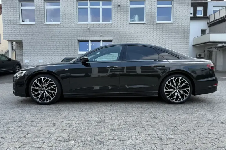 Audi A8 din 2023 cu 70.000 km - oferta AUD112102 - foto 5