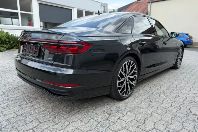 Audi A8 din 2023 cu 70.000 km - oferta AUD112102 - foto 6