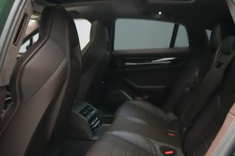 Porsche Panamera din 2024 cu 3.000 km - oferta POR112103 - foto 14