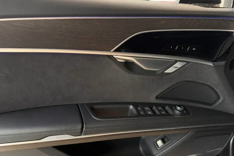 Audi A8 din 2023 cu 32.750 km - oferta AUD112106 - foto 13