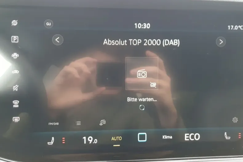 Volkswagen Touareg din 2024 cu 45.958 km - oferta VOL112107 - foto 13