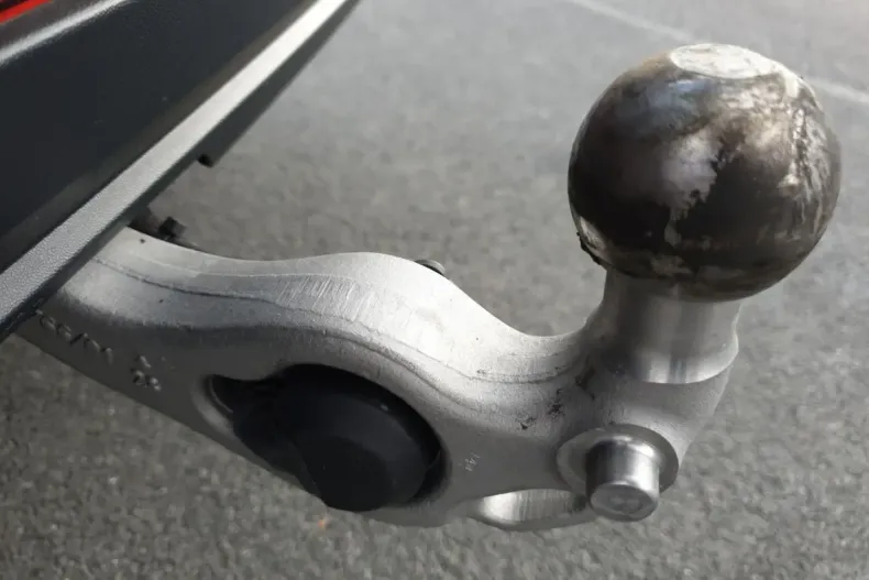 Volkswagen Touareg din 2024 cu 45.958 km - oferta VOL112107 - foto 15