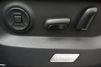 Volkswagen Touareg din 2024 cu 45.958 km - oferta VOL112107 - foto 16