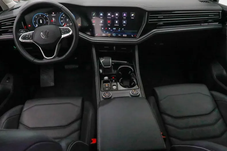 Volkswagen Touareg din 2024 cu 28.500 km - oferta VOL112108 - foto 22