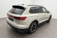 Volkswagen Touareg din 2024 cu 26.170 km - oferta VOL112113 - foto 2