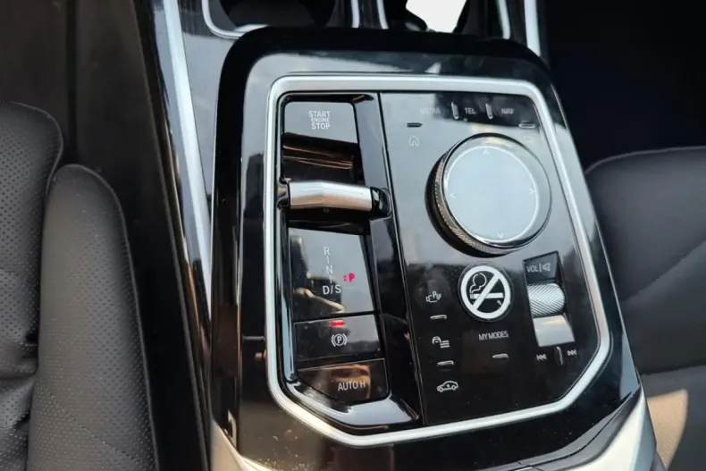 BMW 740 din 2024 cu 20.200 km - oferta BMW112117 - foto 6