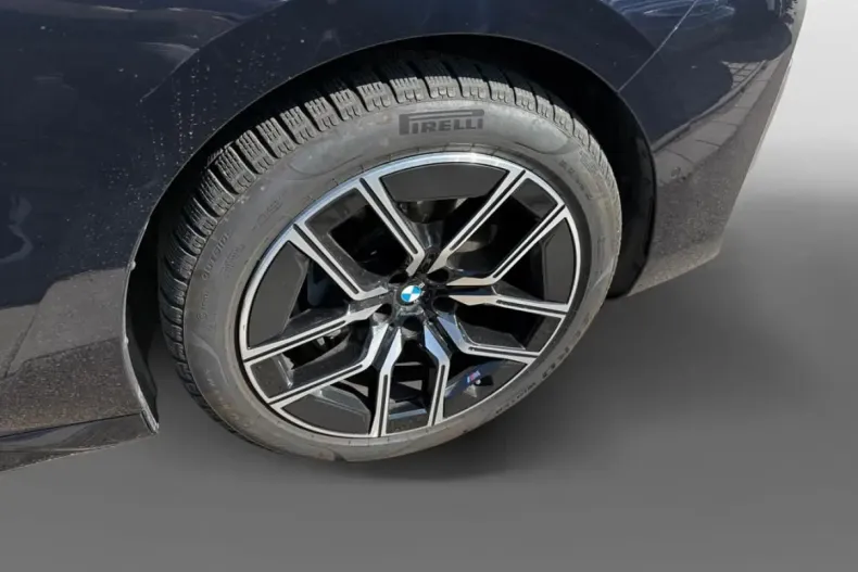 BMW 740 din 2024 cu 20.200 km - oferta BMW112117 - foto 11