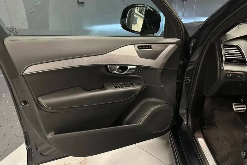 Volvo XC90 din 2022 cu 80.000 km - oferta VOL112118 - foto 13