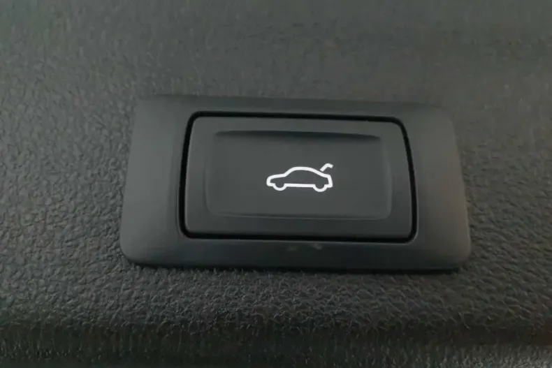 Audi A6 Allroad din 2022 cu 81.657 km - oferta AUD112119 - foto 9