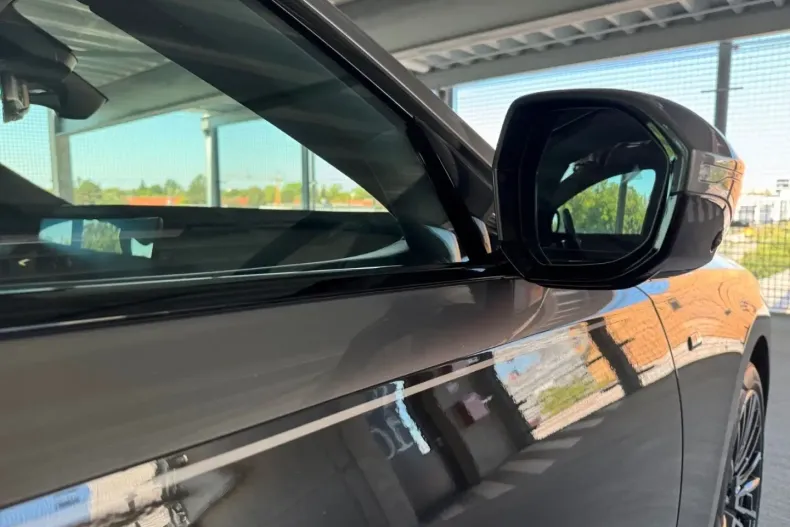 BMW 740 din 2025 cu 9.990 km - oferta BMW112120 - foto 25