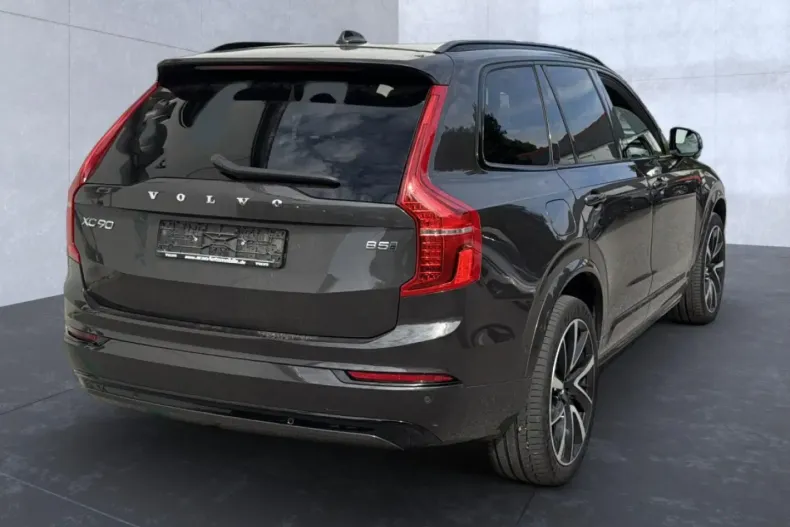 Volvo XC90 din 2022 cu 87.390 km - oferta VOL112121 - foto 3