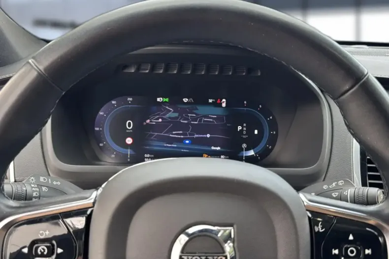 Volvo XC90 din 2022 cu 87.390 km - oferta VOL112121 - foto 11