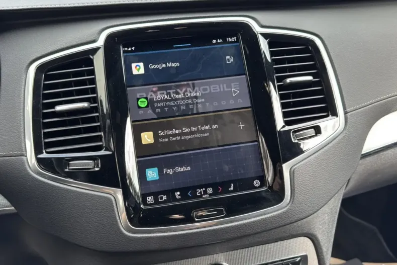 Volvo XC90 din 2022 cu 87.390 km - oferta VOL112121 - foto 13